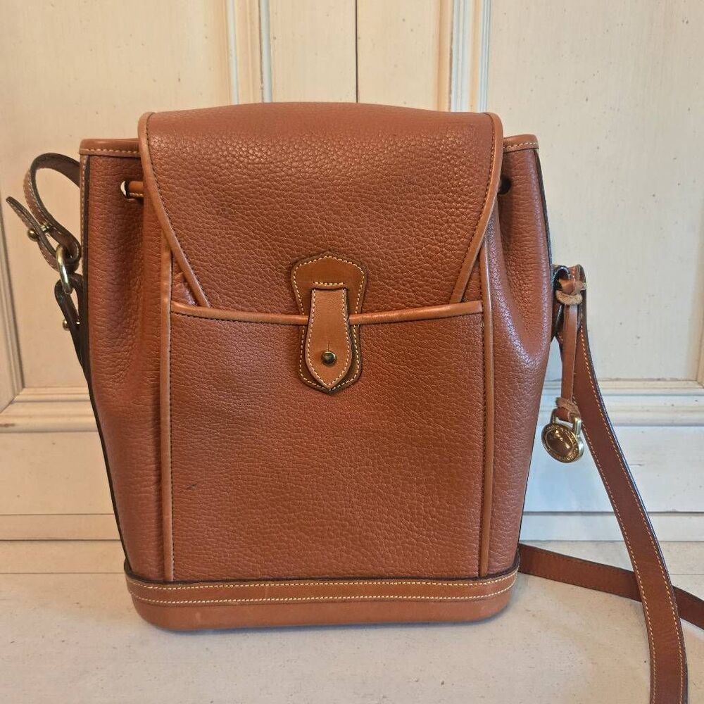 Dooney & Bourke Dover Drawstring Cross Body Tan Pebble Leather 90s Purse - Picture 3 of 13